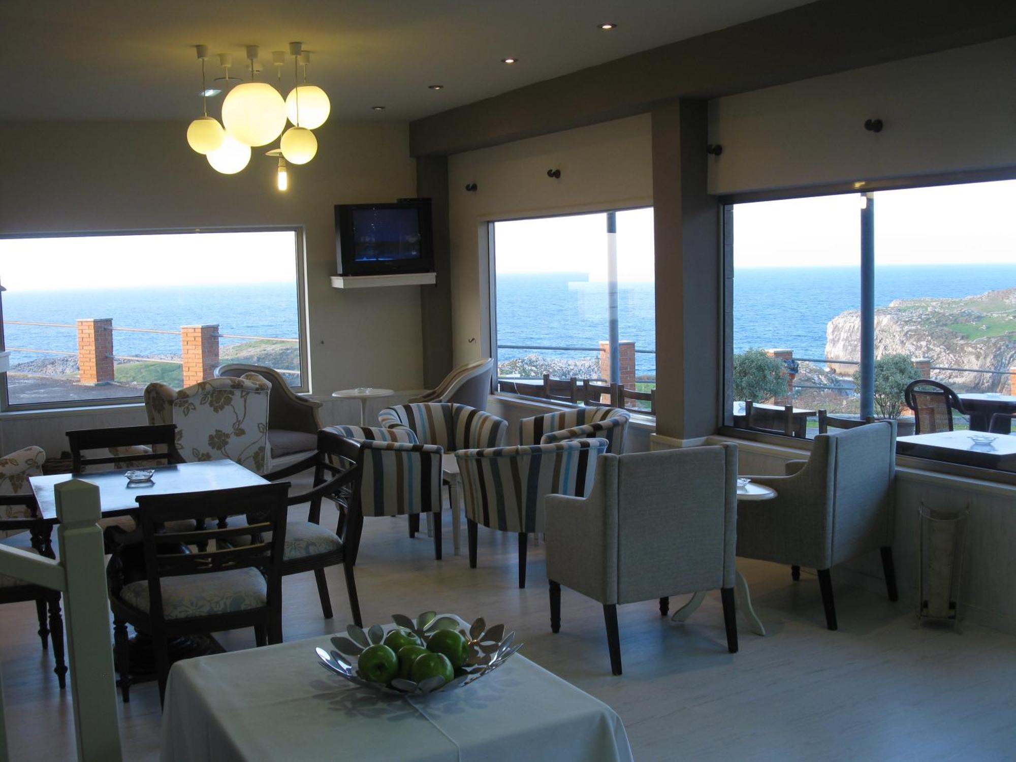 Hotel Migal Кю Екстериор снимка